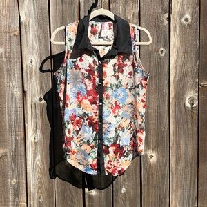 Mauve floral sleeveless top size large